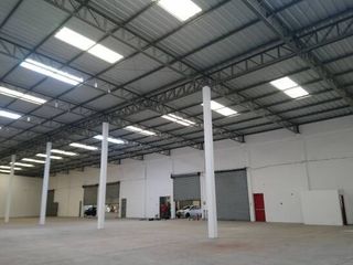 Foto 1 de Bodega en alquiler 250m²-Dentro de Parque Industrial, Vía Durán-Tambo km4