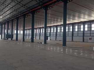 Foto 6 de En alquiler bodega 1.000m² - en Centro logístico - Cuenca, Prov. Azuay
