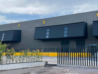Foto 2 de En alquiler - Venta Ofibodega 2210m2-dentro de Parque industrial Pifo Quito