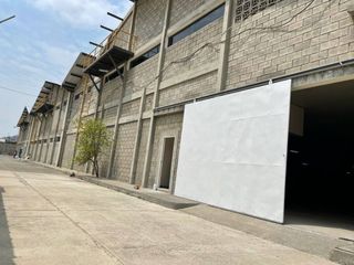 Foto 18 de VENTA COMPLEJO BODEGA 12.450M2 CON CÁMARA DE FRIO Y OFICINAS GUAYAQUIL