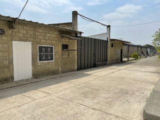 Foto 7 de VENTA COMPLEJO BODEGA 12.450M2 CON CÁMARA DE FRIO Y OFICINAS GUAYAQUIL