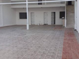 Foto 13 de Alquiler casa ideal para oficina Barrio Centenario 734m2- Guayaquil