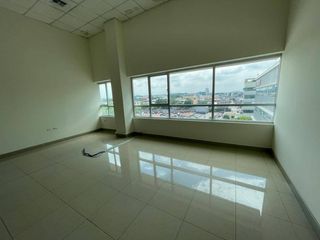 Foto 4 de EN ALQUILER OFICINA 313.23M2- PARQUE EMPRESARIAL COLÓN- NORTE DE GYE