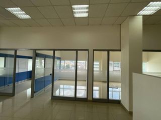Foto 5 de EN ALQUILER OFICINA 313.23M2- PARQUE EMPRESARIAL COLÓN- NORTE DE GYE