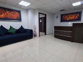 Foto 7 de OFICINA EN ALQUILER 238 M2- PARQUE EMPRESARIAL COLÓN- NORTE DE GYE