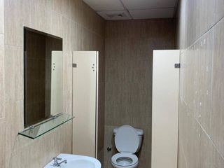 Foto 12 de EN ALQUILER OFICINA 235 M2 - CORPORATIVO DEL PARQUE EMPRESARIAL COLÓN - GYE