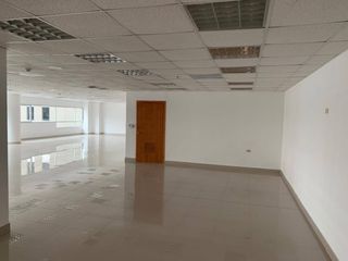 Foto 7 de EN ALQUILER OFICINA 235 M2 - CORPORATIVO DEL PARQUE EMPRESARIAL COLÓN - GYE