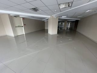Foto 2 de EN ALQUILER OFICINA 525.77m2- PARQUE EMPRESARIAL COLÓN- NORTE DE GYE