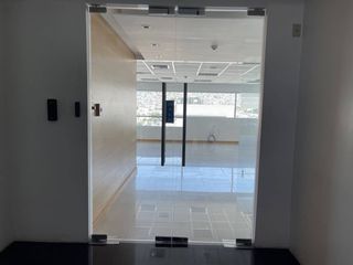 Foto 3 de EN ALQUILER OFICINA 460.99M2- PARQUE EMPRESARIAL COLÓN- NORTE DE GYE