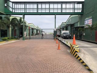Foto 1 de EN ALQUILER BODEGA 858.92M2- COMPLEJO BODEGUERO- VIA DURÁN BABAHOYO