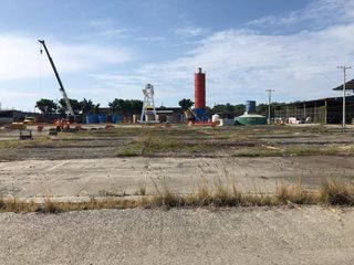 Foto 2 de Se Alquila Galpon - Terreno 3800m2 - Sur de Guayaquil