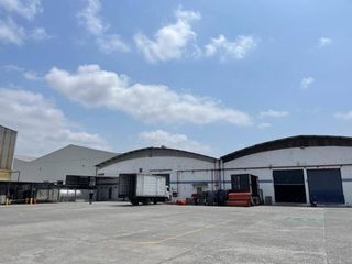 Foto 8 de EN ALQUILER BODEGA 2600M2- DENTRO DE COMPLEJO LOGÍSTICO- DURÁN