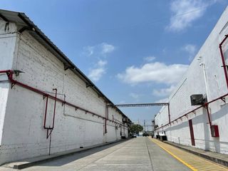 Foto 9 de EN ALQUILER BODEGA 2600M2- DENTRO DE COMPLEJO LOGÍSTICO- DURÁN