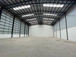 Foto 9 de En alquiler Ofibodega 1948m2-dentro de Parque industrial Pifo Quito