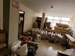 Foto 9 de Alquiler LOCAL COMERCIAL ESQUINERO, 2 plantas - 456,70M2- URDESA CENTRAL