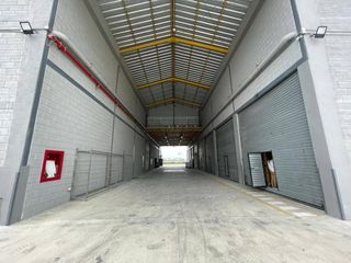 Foto 1 de Alquiler bodega 445m2-Parque Industrial Piady, Vía Durán Yaguachi