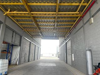 Foto 2 de Alquiler bodega 445m2-Parque Industrial Piady, Vía Durán Yaguachi