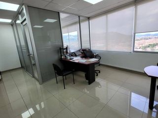 Foto 5 de Oficina alquiler 49m2, Edif. River Plaza- Av. León Febres Cordero