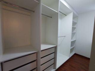Foto 18 de Arriendo departamento de 170 m2 con balcón en el Quito Tenis