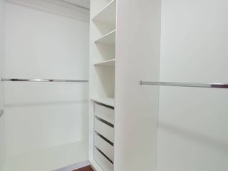 Foto 12 de Arriendo departamento de 170 m2 con balcón en el Quito Tenis