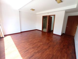 Foto 10 de Arriendo departamento de 170 m2 con balcón en el Quito Tenis