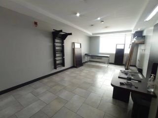 Foto 3 de Arriendo consultorio medico de 36m2,  sector Hospital Metropolitano