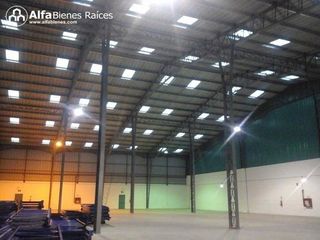 Foto 1 de Alquiler excelente bodega industrial 1200m2, Pifo, Quito, Ecuador