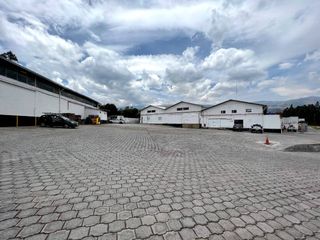 Foto 6 de Alquiler bodega industrial 2100m2, Pifo, Quito, Ecuador