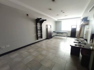 Foto 5 de CONSULTORIO MEDICO 60M2 CERCA DEL HOSPITAL METROPOLITANO