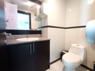 Foto 3 de CONSULTORIO MEDICO 60M2 CERCA DEL HOSPITAL METROPOLITANO