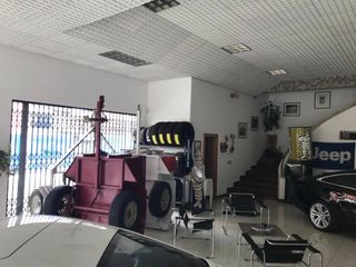 Foto 5 de EN RENTA LOCAL COMERCIAL O SHOWROOM DE 2036M2, IÑAQUITO, QUITO