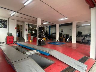 Foto 10 de ALQUILER LOCAL COMERCIAL O SHOWROOM, 1634M2, AV. 6 DE DICIEMBRE, QUITO