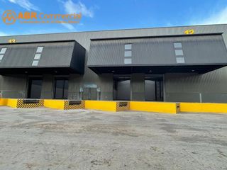 Foto 2 de En alquiler - Venta Ofibodega 2210m2-dentro de Parque industrial Pifo Quito