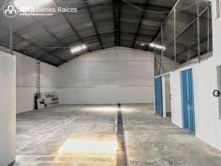 Foto 1 de ALQUILER BODEGA INDEPENDIENTE 510M2 NORTE DE QUITO.