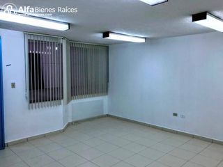 Foto 4 de ALQUILER BODEGA INDEPENDIENTE 510M2 NORTE DE QUITO.