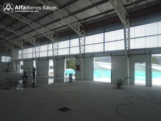 Foto 9 de Se alquila Excelente bodega por estrenar - 2900m2 -Quito Sur