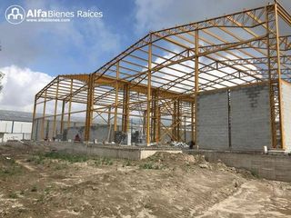 Foto 2 de Se alquila bodega industrial 3.000m2 - norte de Quito.