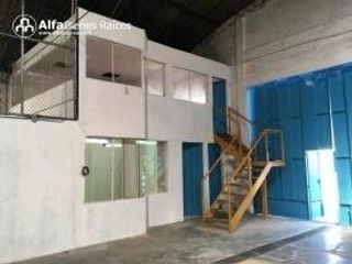 Foto 3 de EXCELENTE BODEGA EN ALQUILER 510M2 CON OFICINA - QUITO.