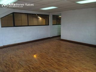Foto 5 de COMPLEJO DE BODEGA EN ALQUILER 3550M2 - NORTE DE QUITO.