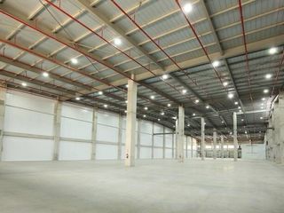 Foto 4 de Bodega en alquiler 2.000 m² -En Centro logístico - Quito - E35