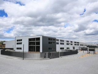 Foto 2 de Bodega en alquiler 3.000 m² -En Centro logístico - Quito - E35