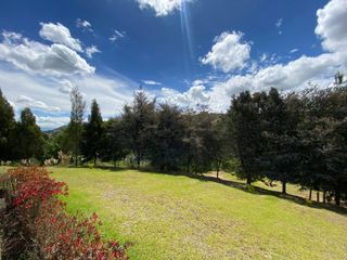 Foto 5 de Espectacular casa con área verde y bosque.