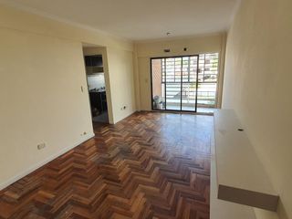 Foto 9 de Departamento en  2do piso de 3 ambientes con cochera y baulera en Lomas de Zamora
