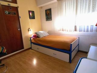Foto 17 de Casa en venta - 4 Dormitorios 2 Baños - Ringuelet
