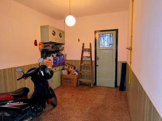 Foto 2 de Casa en venta - 4 Dormitorios 2 Baños - Ringuelet
