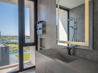 Foto 24 de Casa Premium al lago central en venta - Barrio Marinas - Puertos del Lago - Escobar