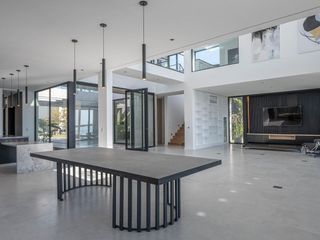 Foto 9 de Casa Premium al lago central en venta - Barrio Marinas - Puertos del Lago - Escobar