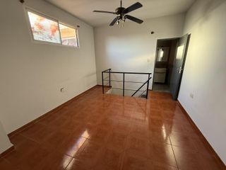 Foto 3 de Departamento en  alquiler de 2 ambientes con patio - Quilmes