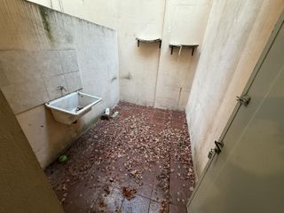 Foto 7 de Departamento en  alquiler de 2 ambientes con patio - Quilmes