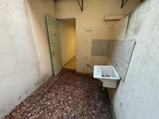 Foto 5 de Departamento en  alquiler de 2 ambientes con patio - Quilmes